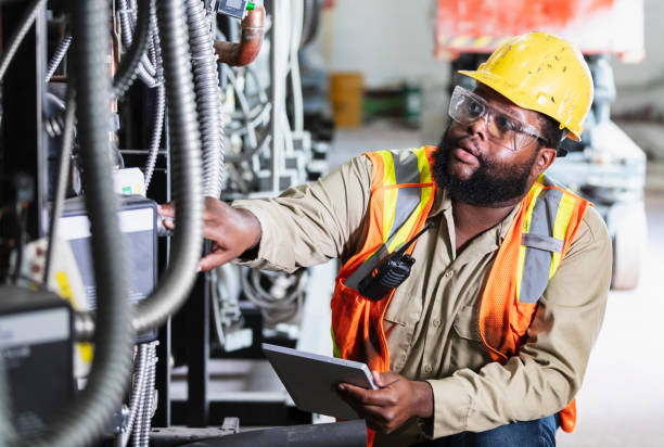 Best 24-Hour Electrician  in Altoona, IA